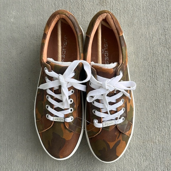 NEW J/Slides Platform Camo Sneakers - Picture 3 of 5